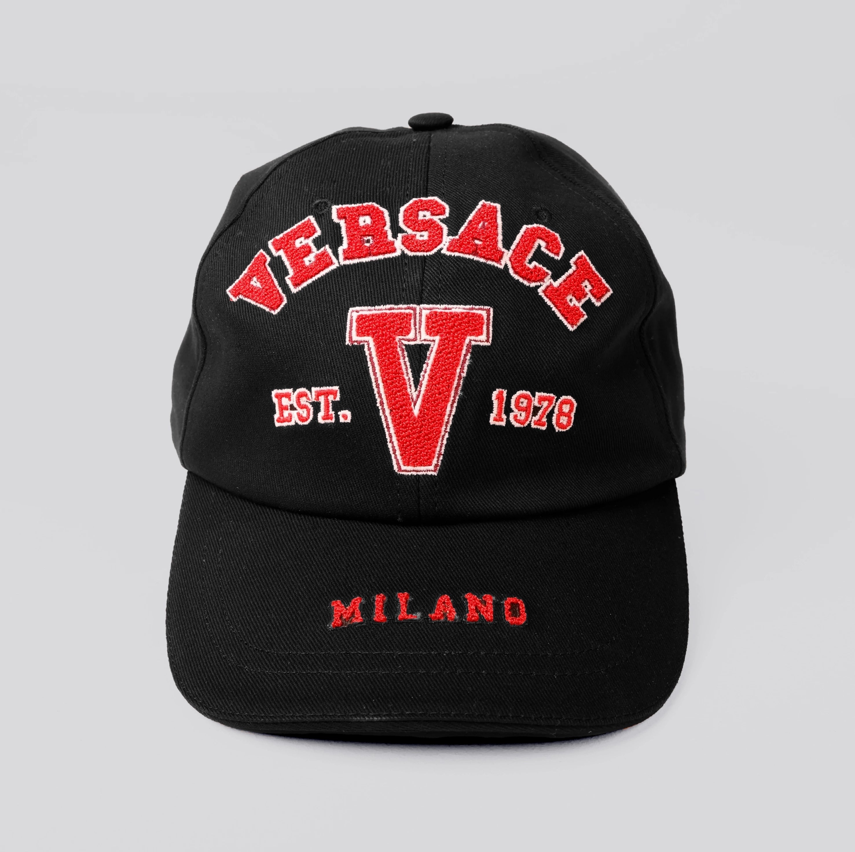 Gorra Negro-Rojo Versace 1978