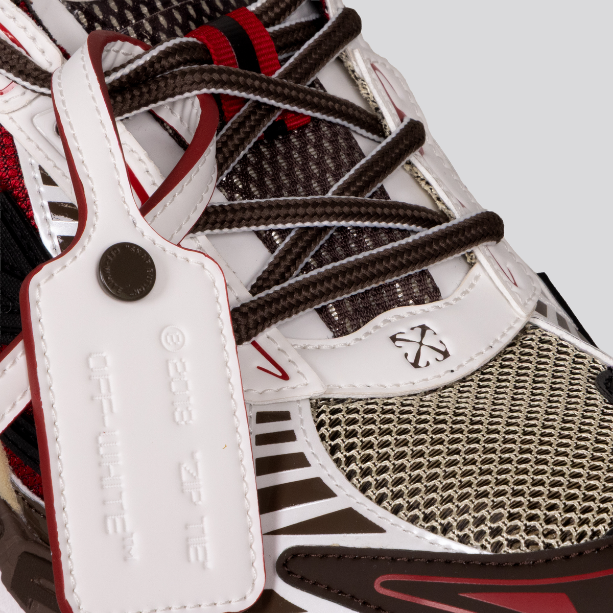 Sneakers Rojos - Negros Off-White Be Right Back