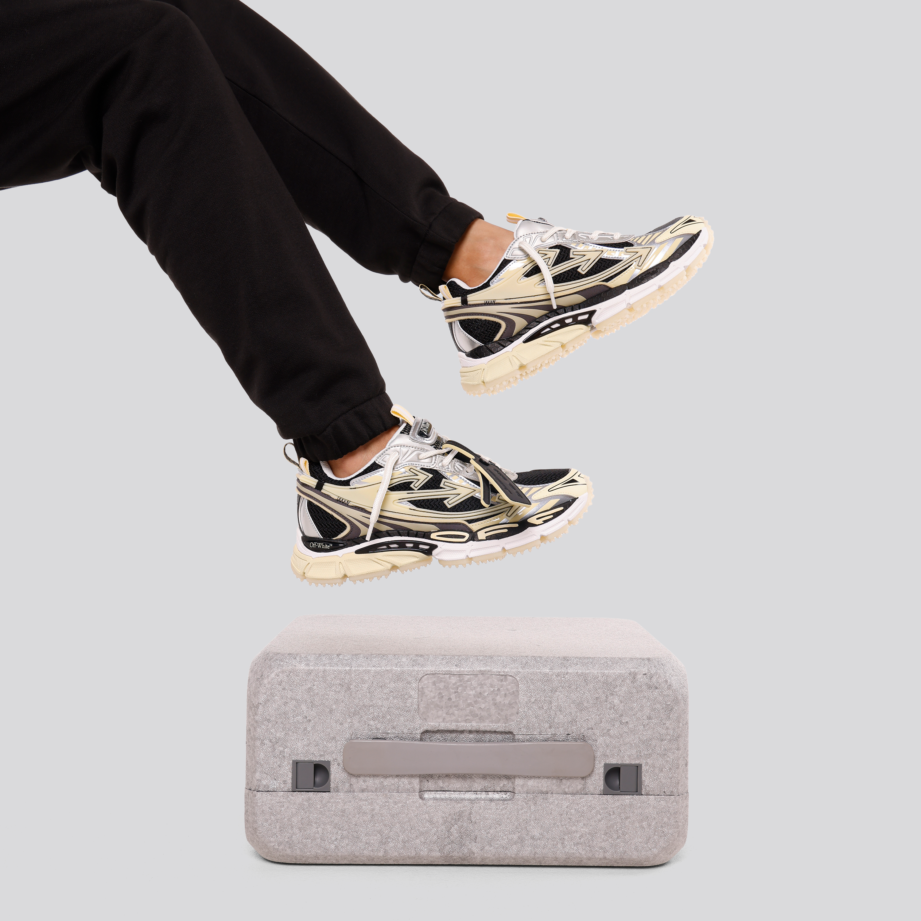 Sneakers Negros Off-White Be Right Back