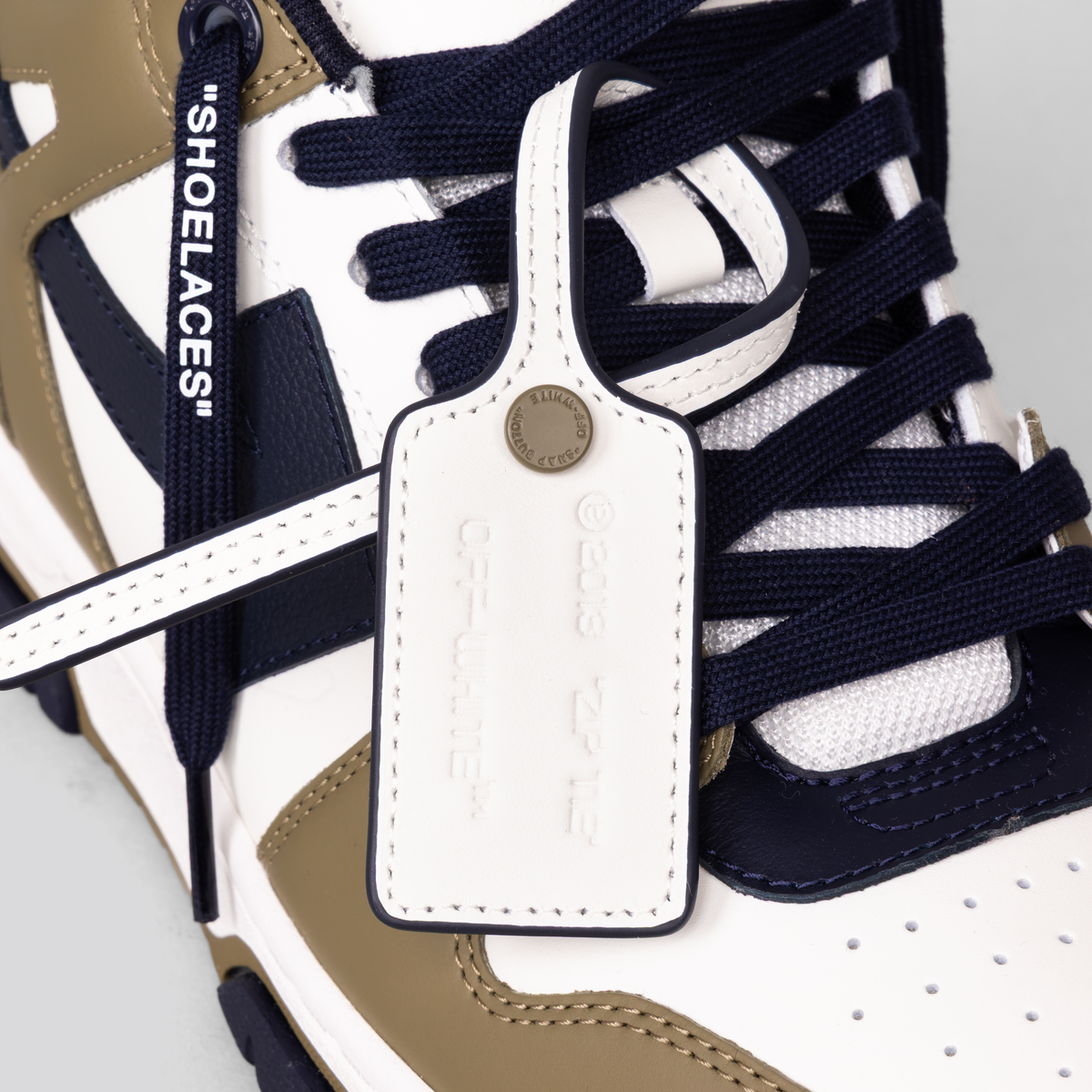 Sneakers Verdes Off-White OOO