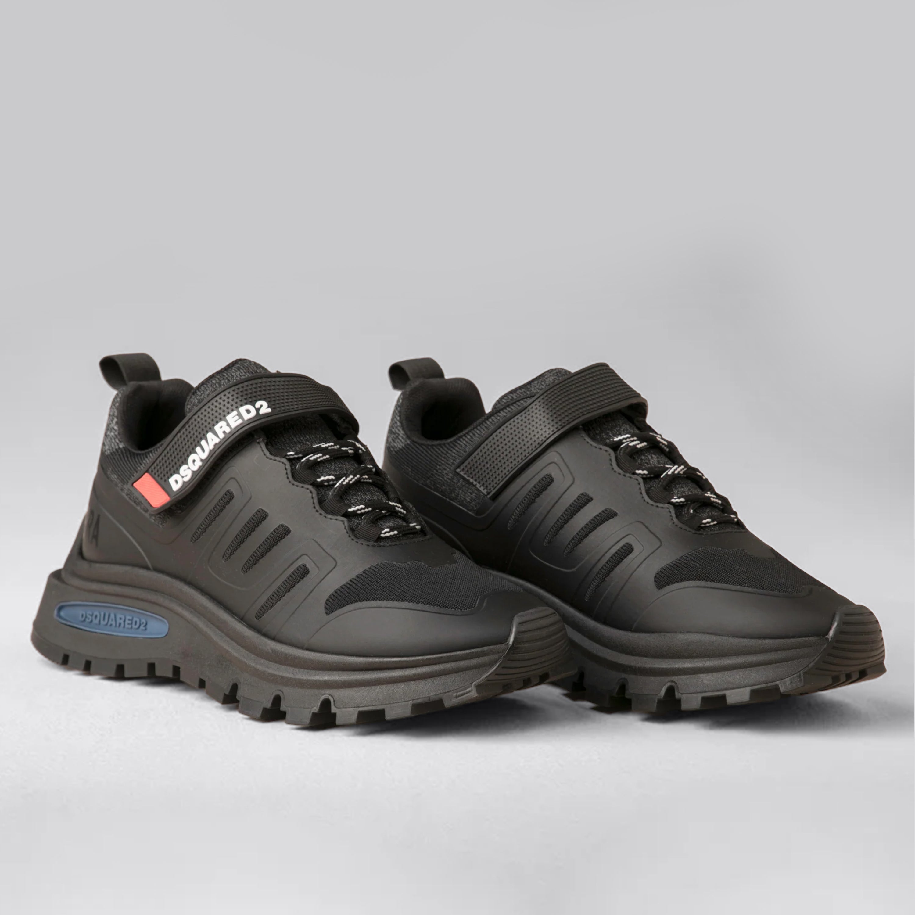 Sneakers Negro Dsquared2 Etiqueta