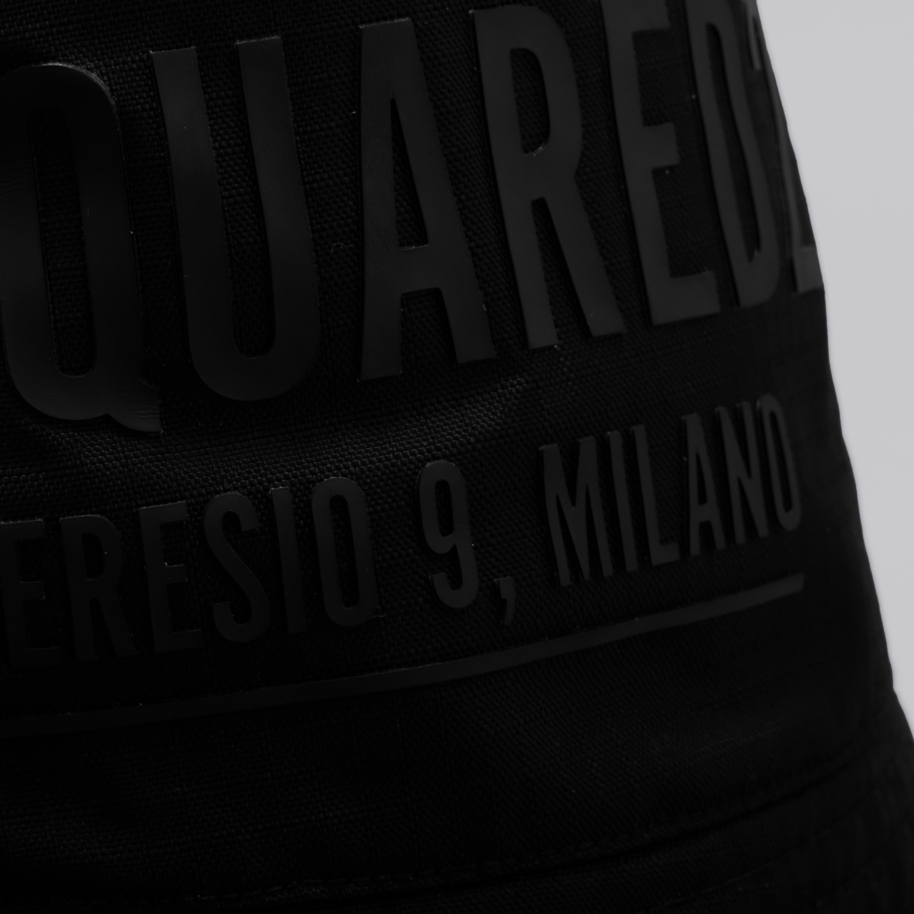 Gorro Negro Dsquared2 Ceresio