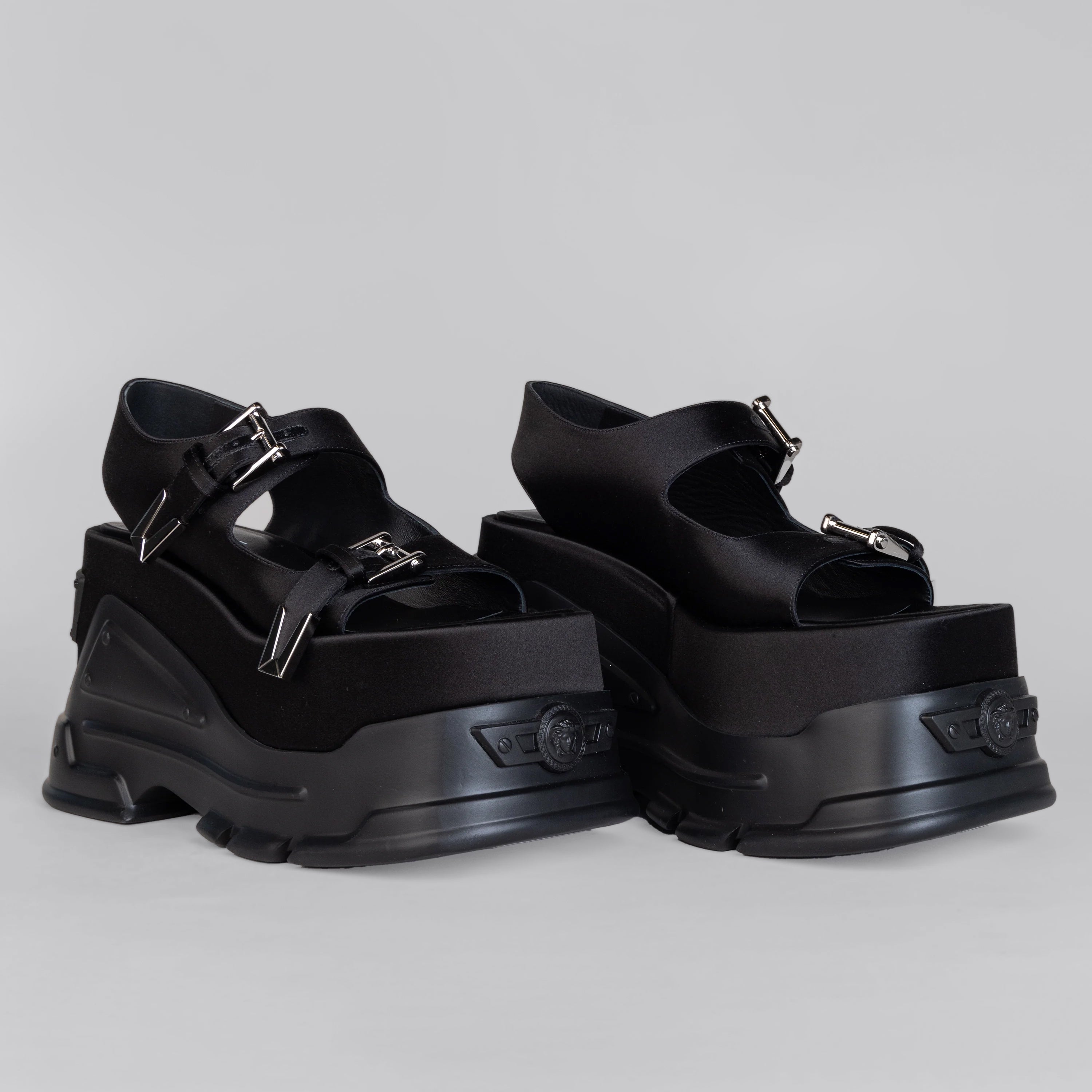 Sandalias Negras Versace Anthem