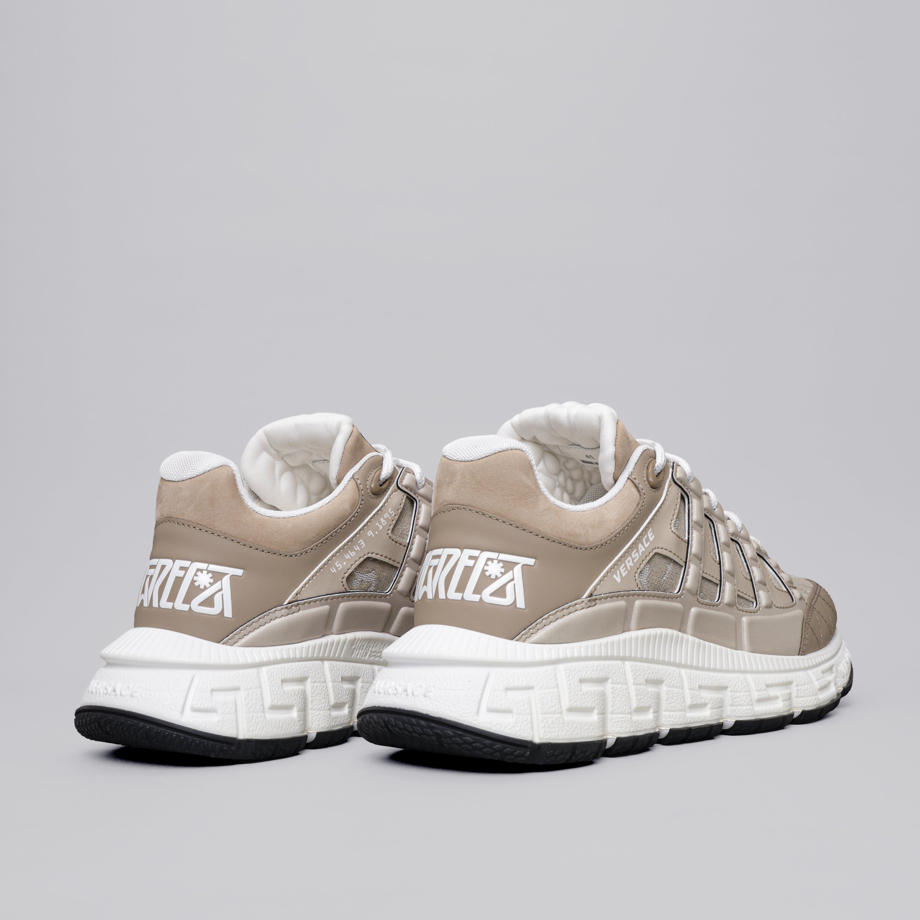 Sneakers Beige Versace Trigreca
