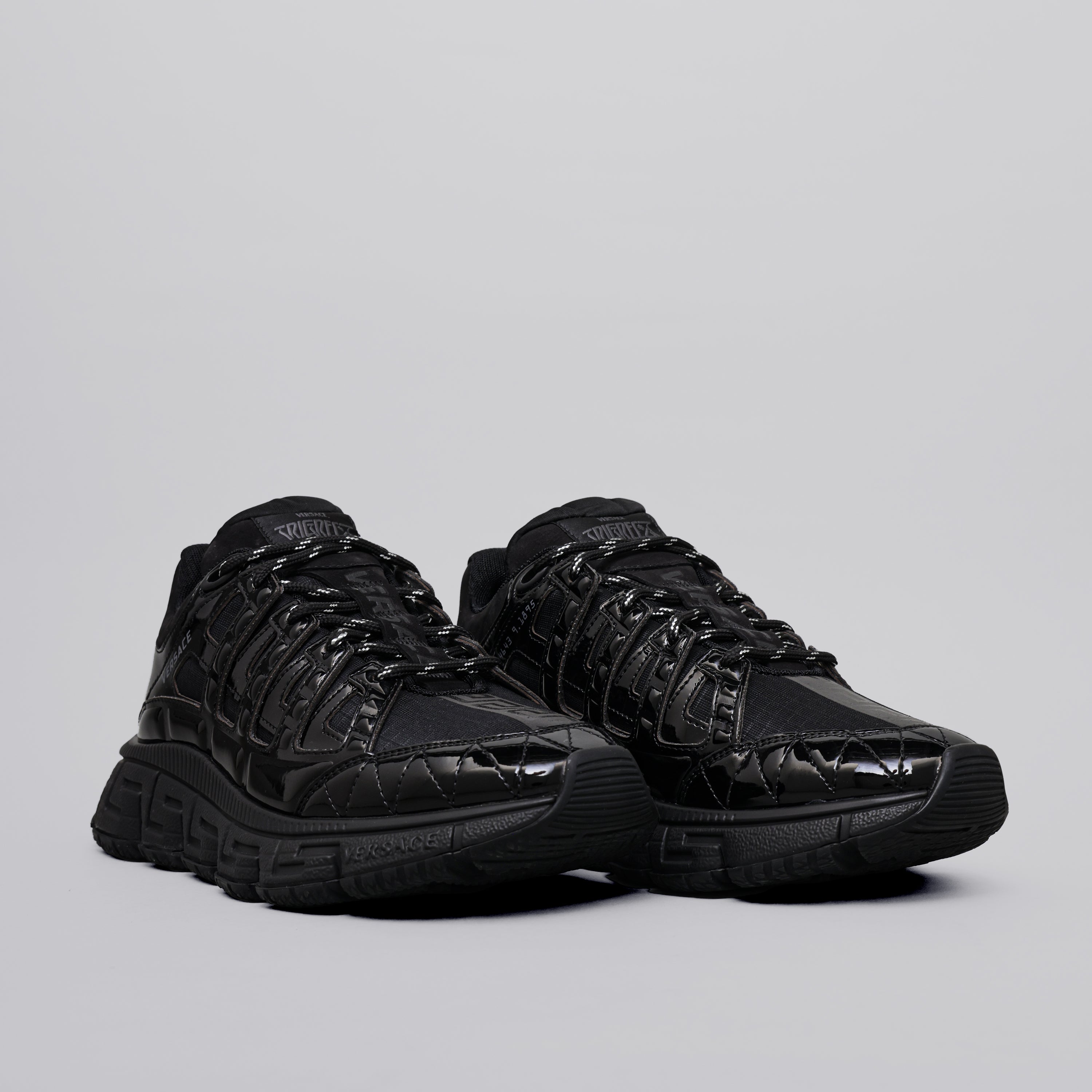 Sneakers Negros Versace Trigreca