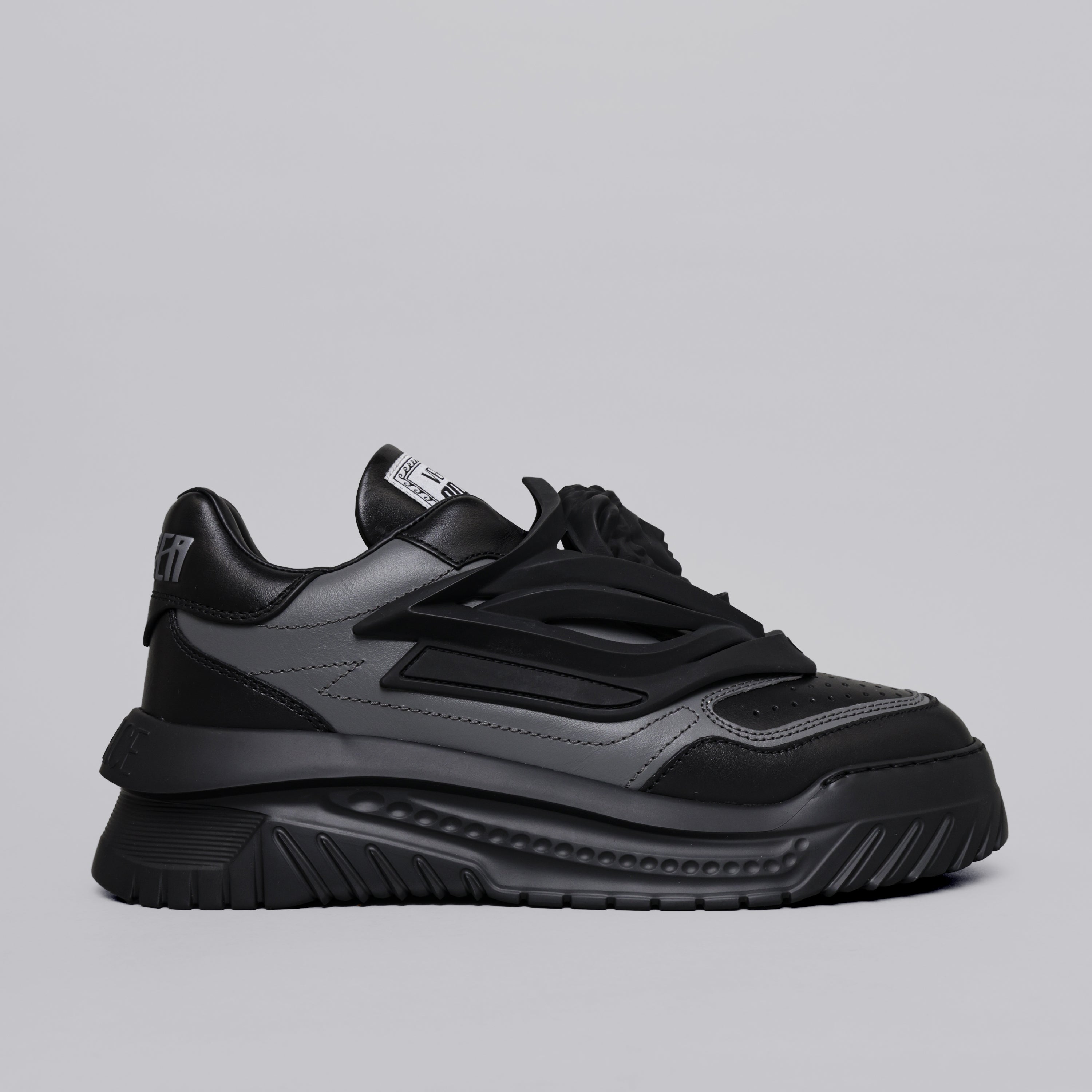 Sneakers Negros Versace Odissea