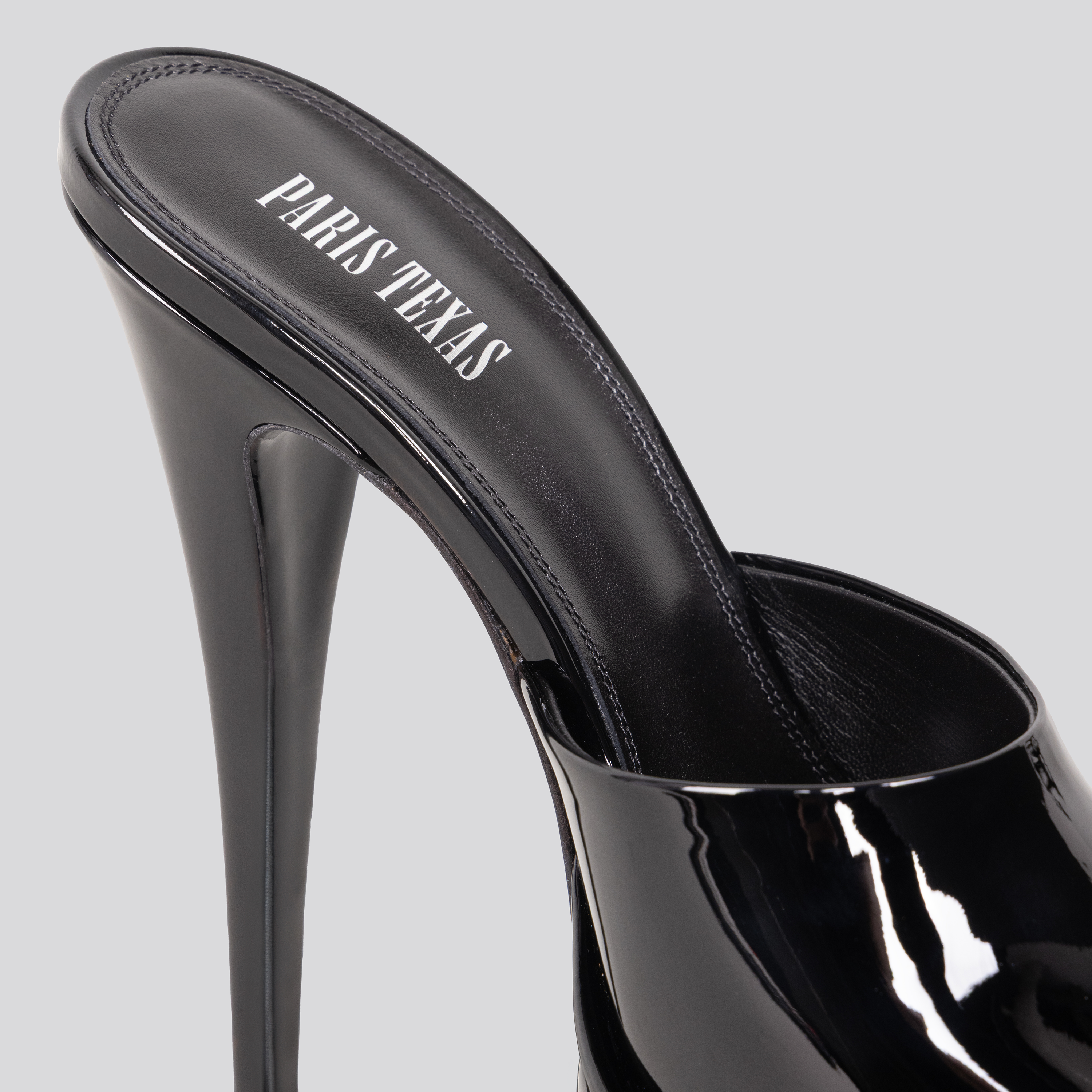 Sandalias Negras Paris Texas Marina Mule