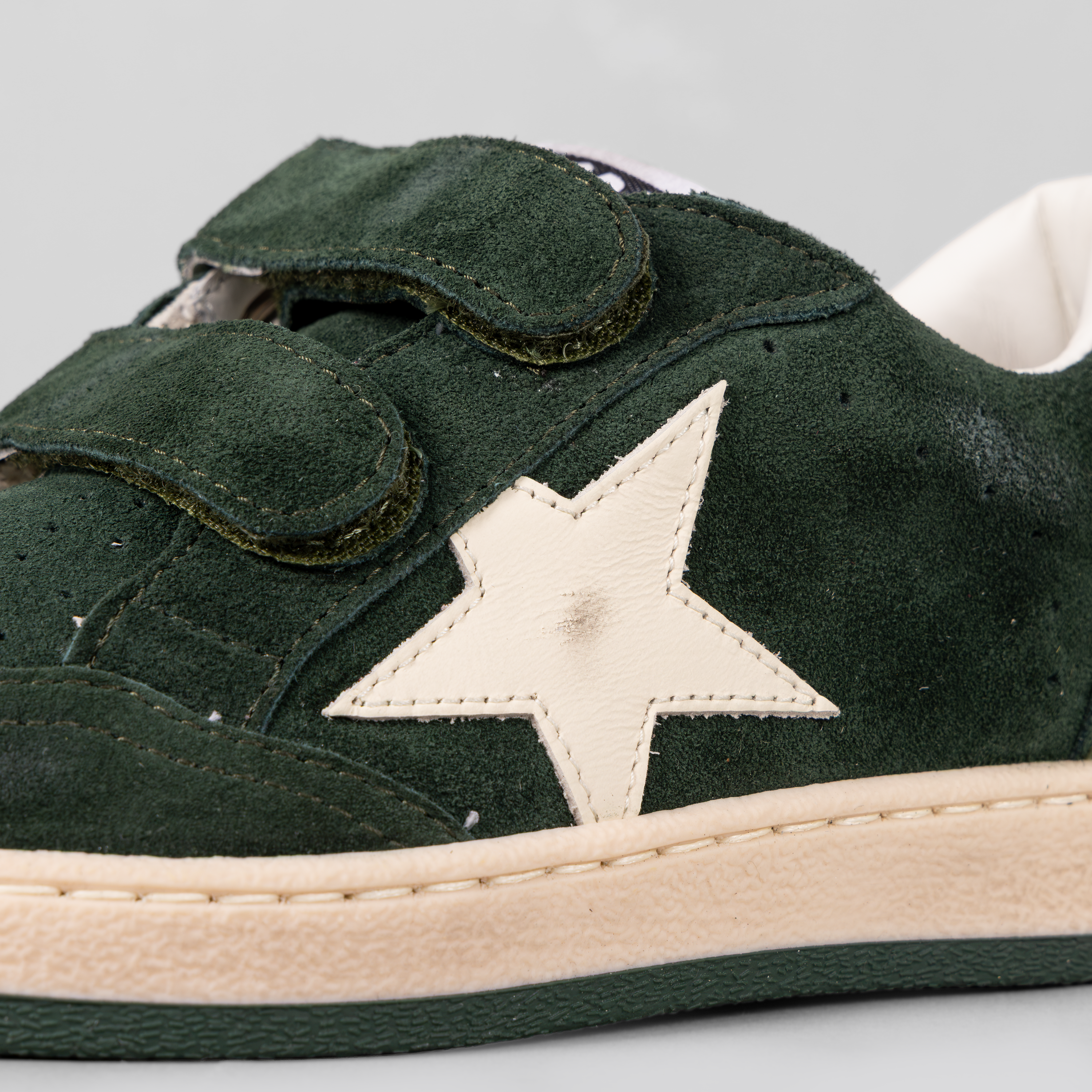 Sneakers Verdes Golden Goose Velcro Ballstar Suede