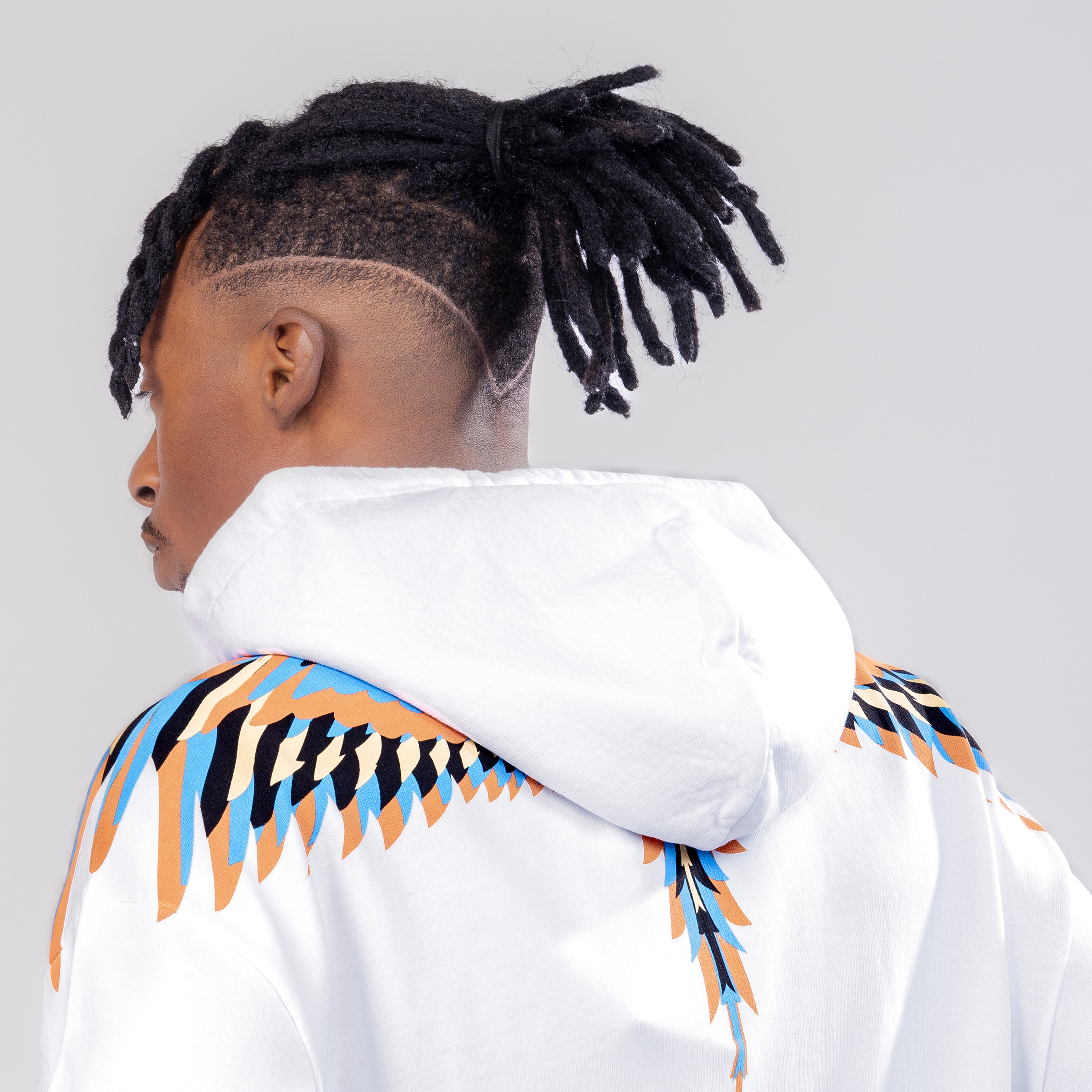 Buzo Tipo Hoodie Blanco Marcelo Burlon Salmón Optical Wings