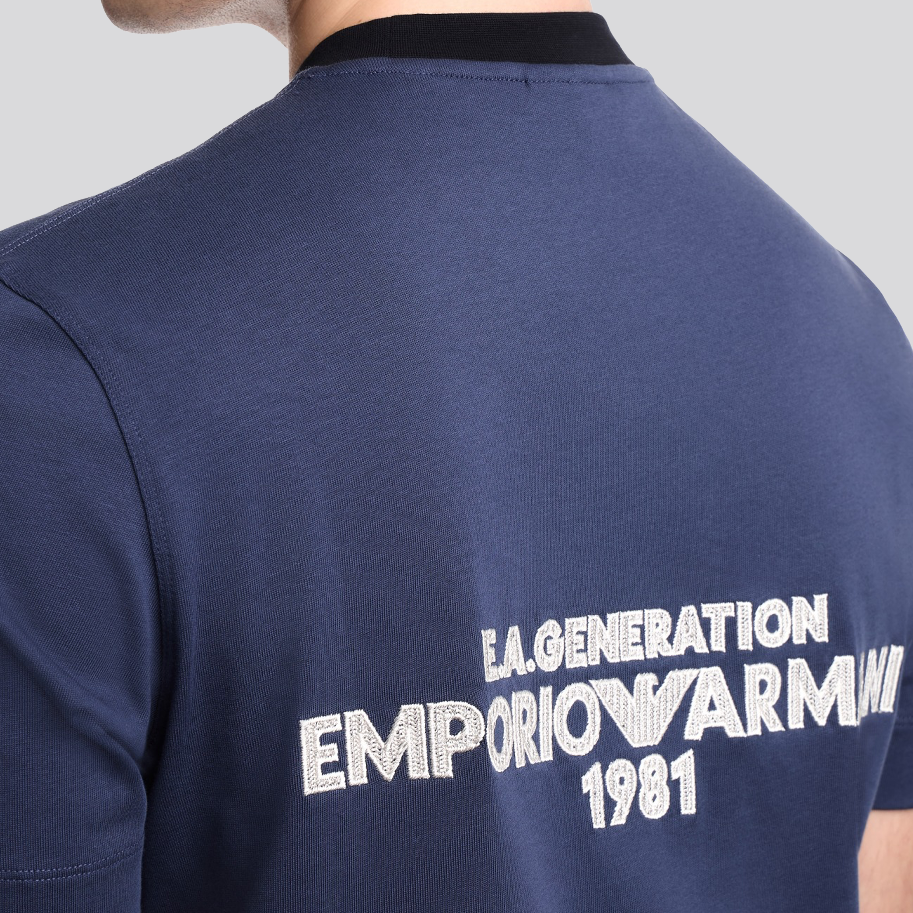Camiseta Azul Emporio Armani Ea Generation