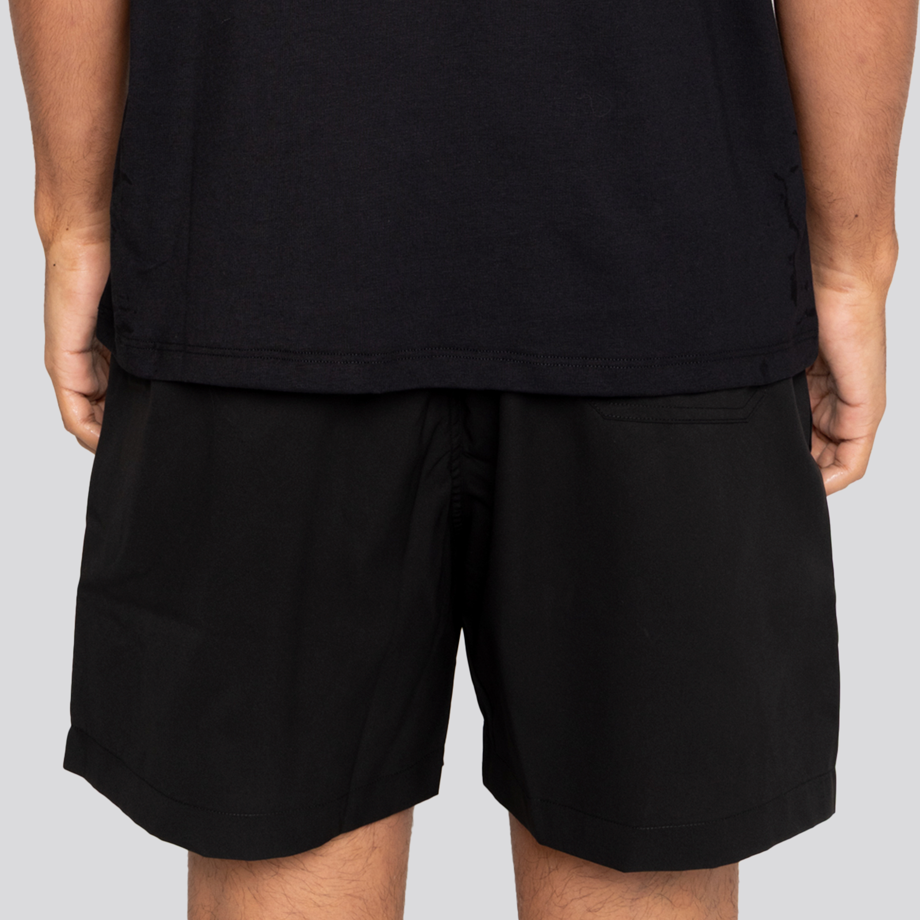 Pantaloneta Negra AMIRI Crest