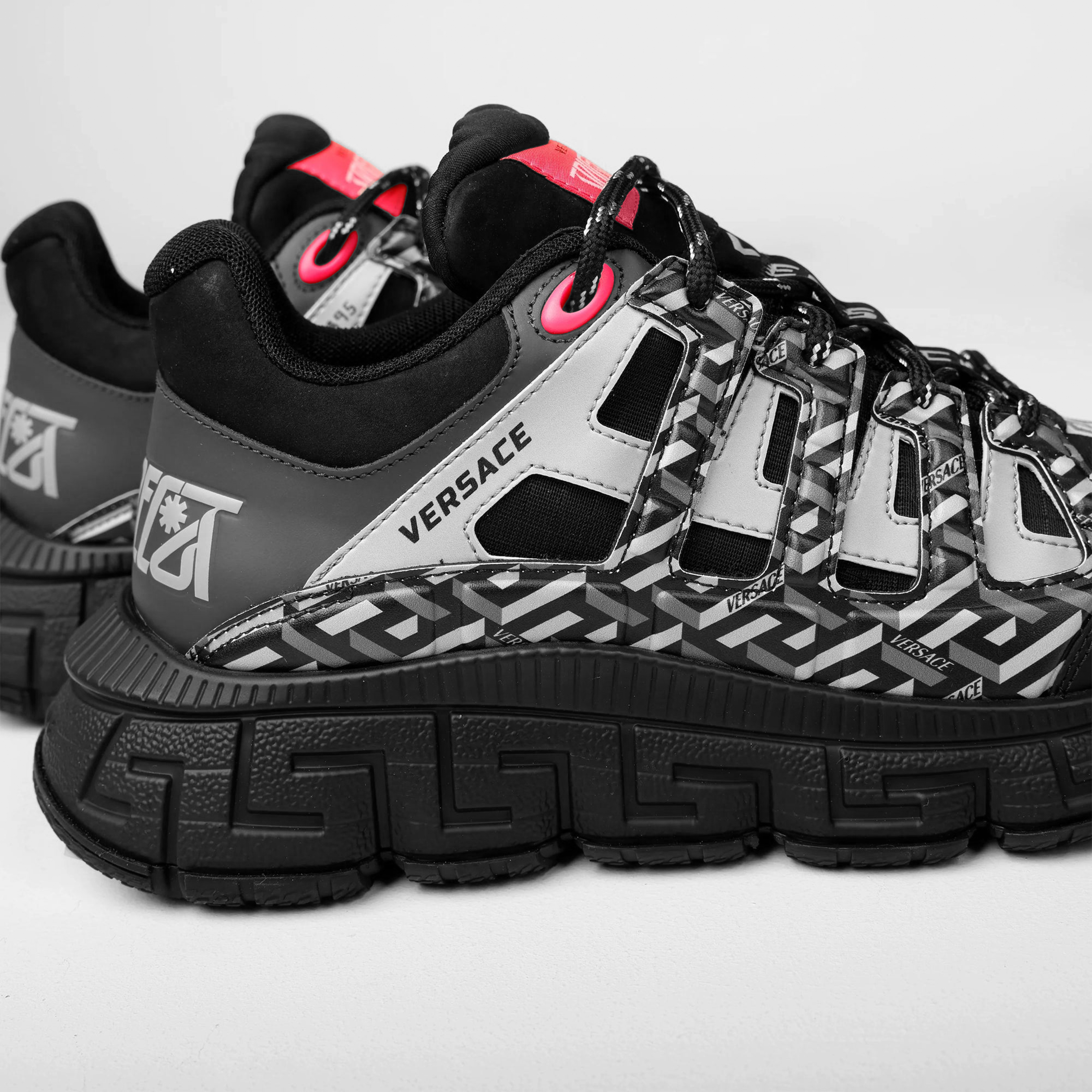 Sneakers Negro Negro Versace Trigreca