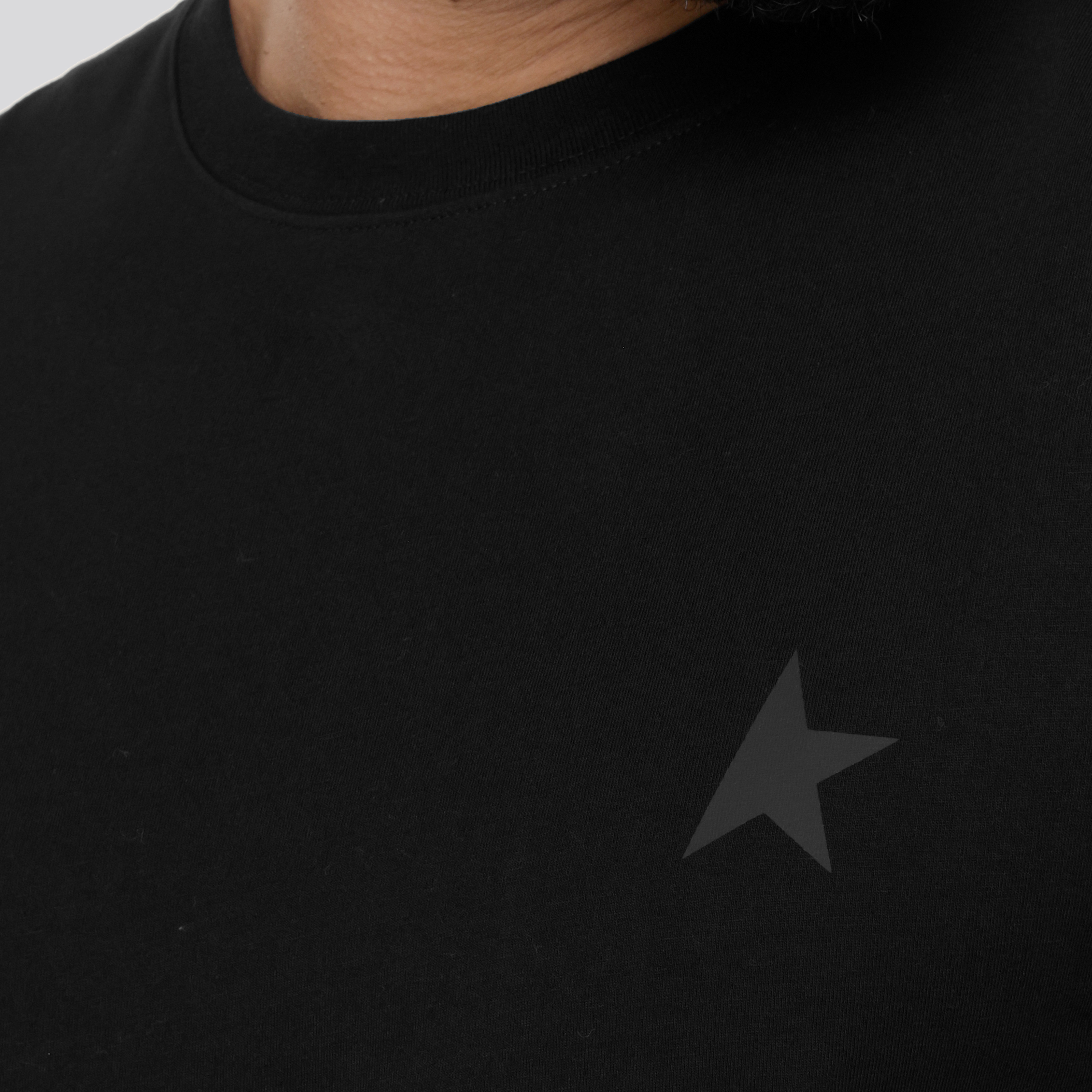 Camiseta Negra Golden Goose Star M'S
