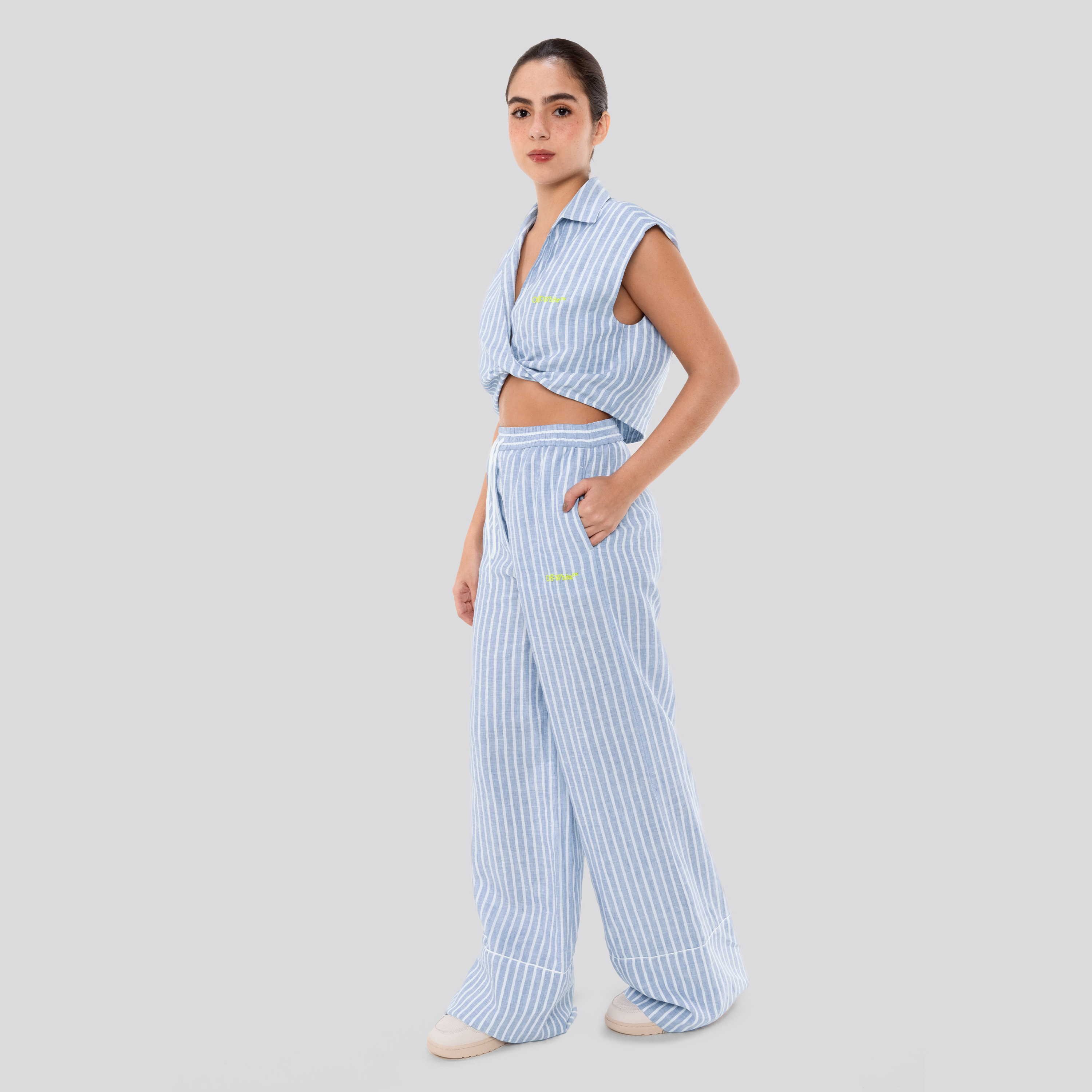 Pantalón Celeste Off-White Striped