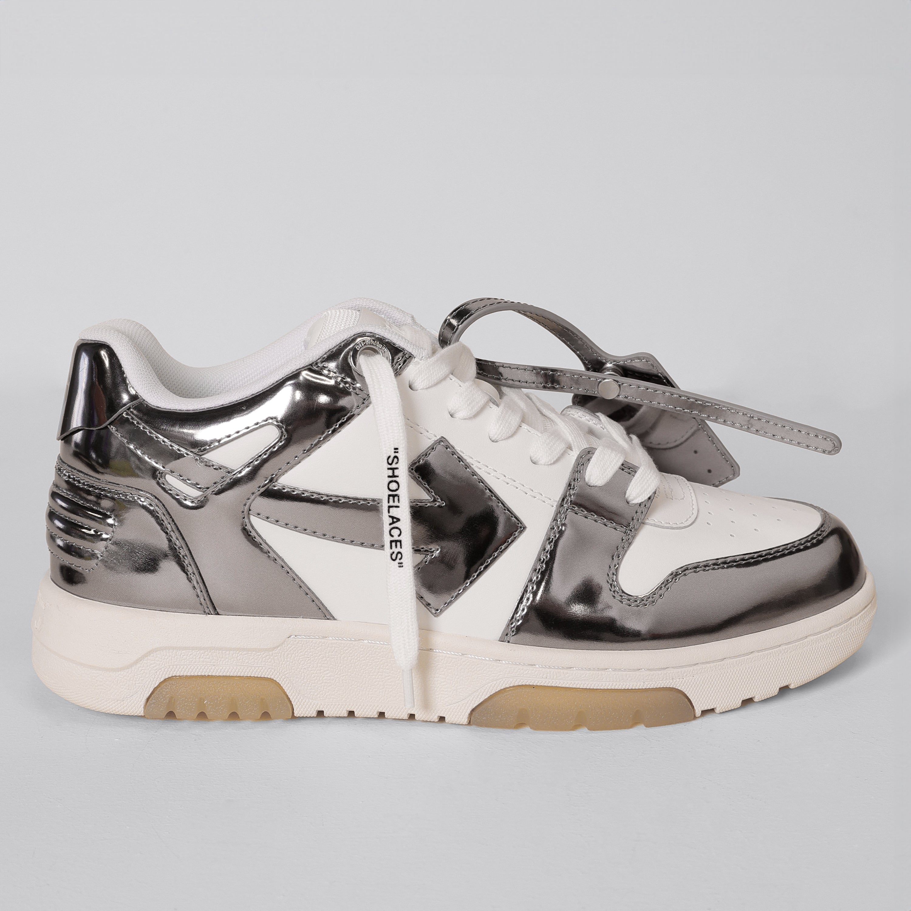 Sneakers Silver Off-White "OOO"