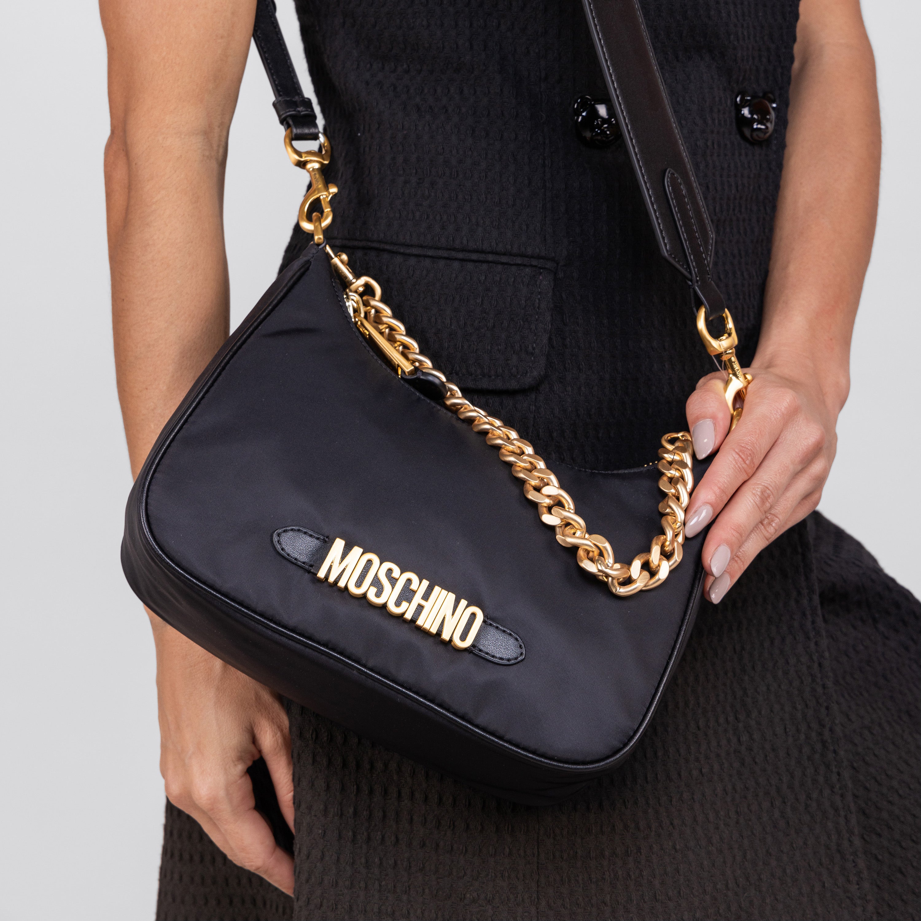 Cartera Negra Moschino Couture Gold Logo