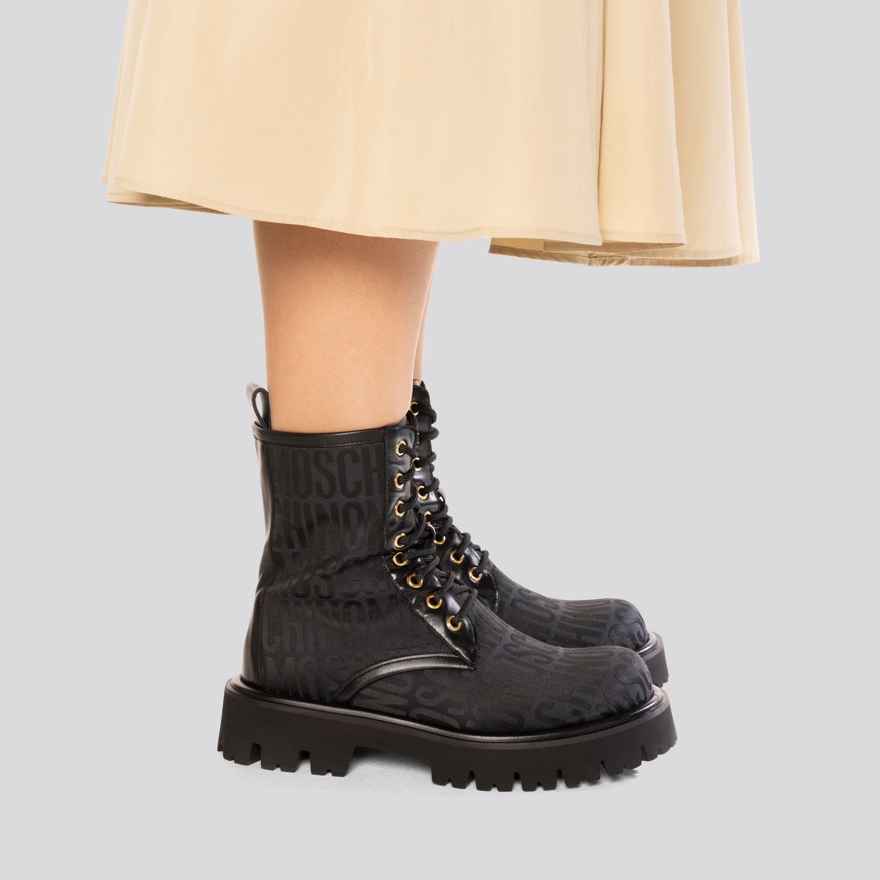 Botas Negros Moschino Multilogo