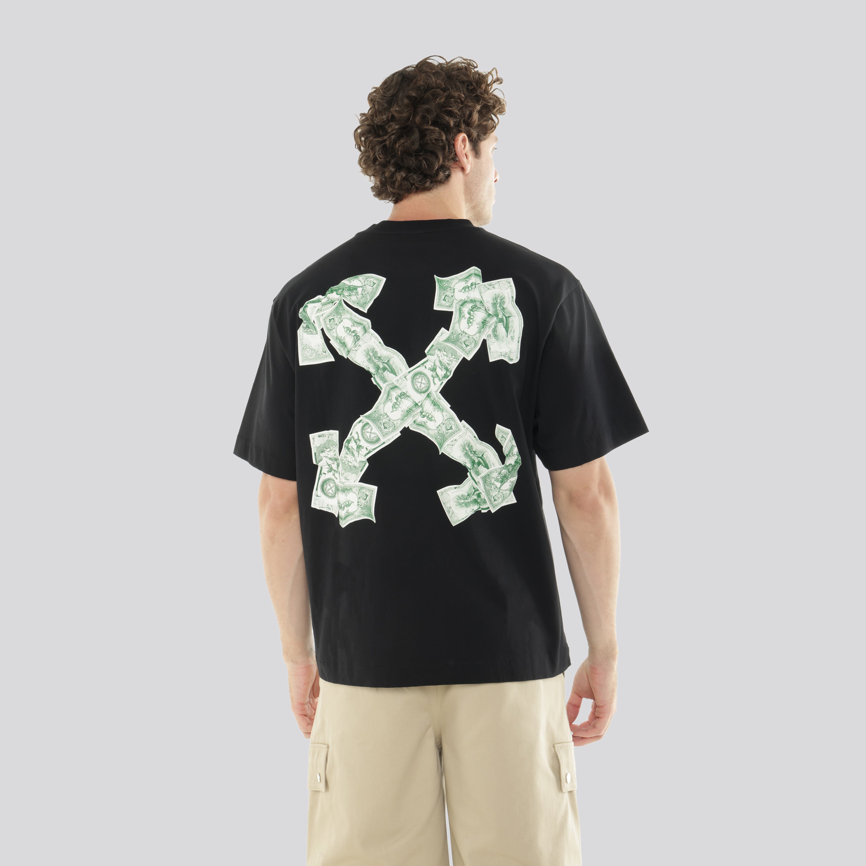 Camiseta Negra Off-White Cash Arrow Skate