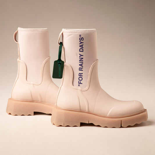 Botas Beige Blanquecino Esponja "Para Días De Lluvia" Off-White