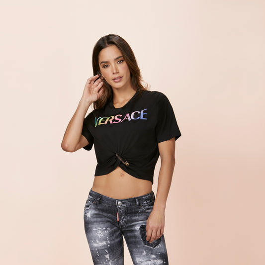 Camiseta Negra Versace Multicolor Logo Pin